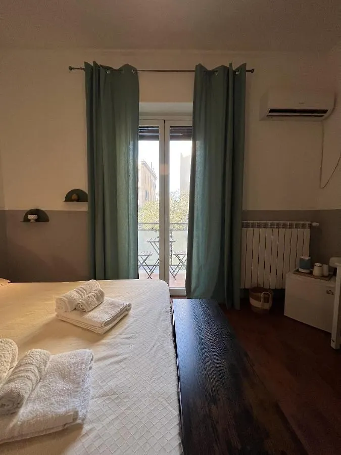 Dante Suites Palermo 0*,  Italy