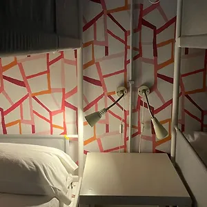  Hostel Balarm - And Bar Italy